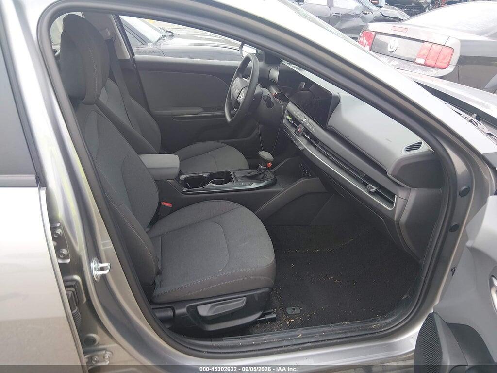 3KPFT4DE0SE206993 2025 KIA K4 photo no. 5