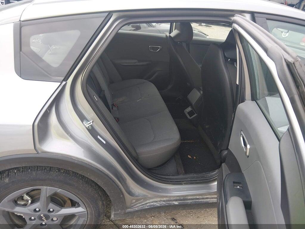 3KPFT4DE0SE206993 2025 KIA K4 photo no. 8