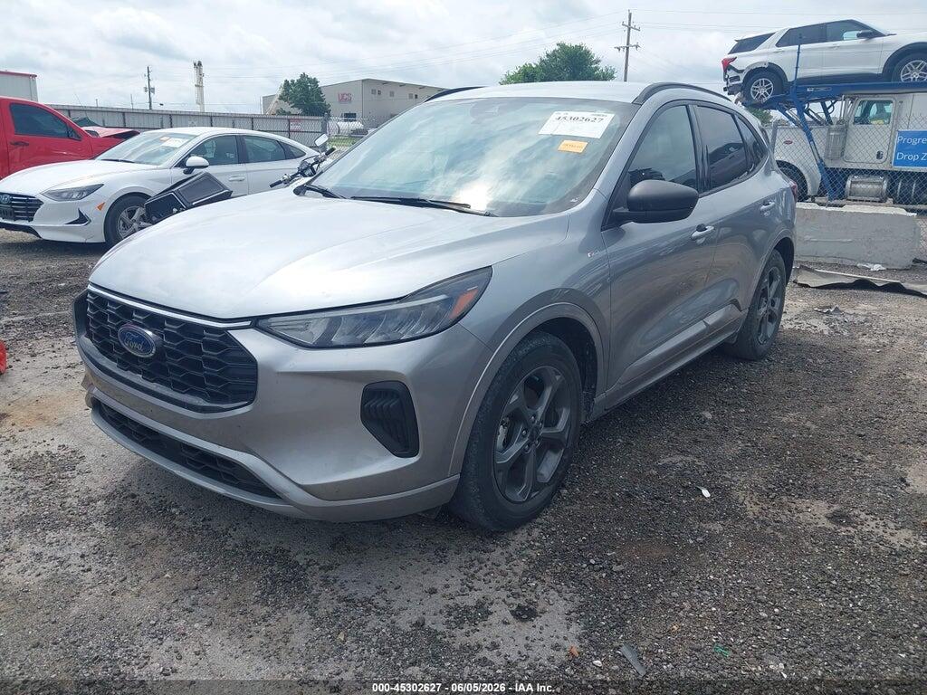 1FMCU0MN2PUA37315 2023 FORD ESCAPE photo no. 2