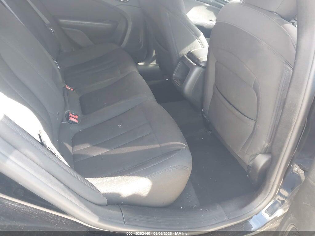 1C3CCCAB5FN705432 2015 CHRYSLER 200 photo no. 8