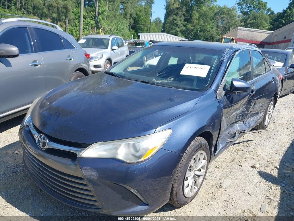 4T1BF1FK0HU771760 2017 TOYOTA CAMRY photo no. 2