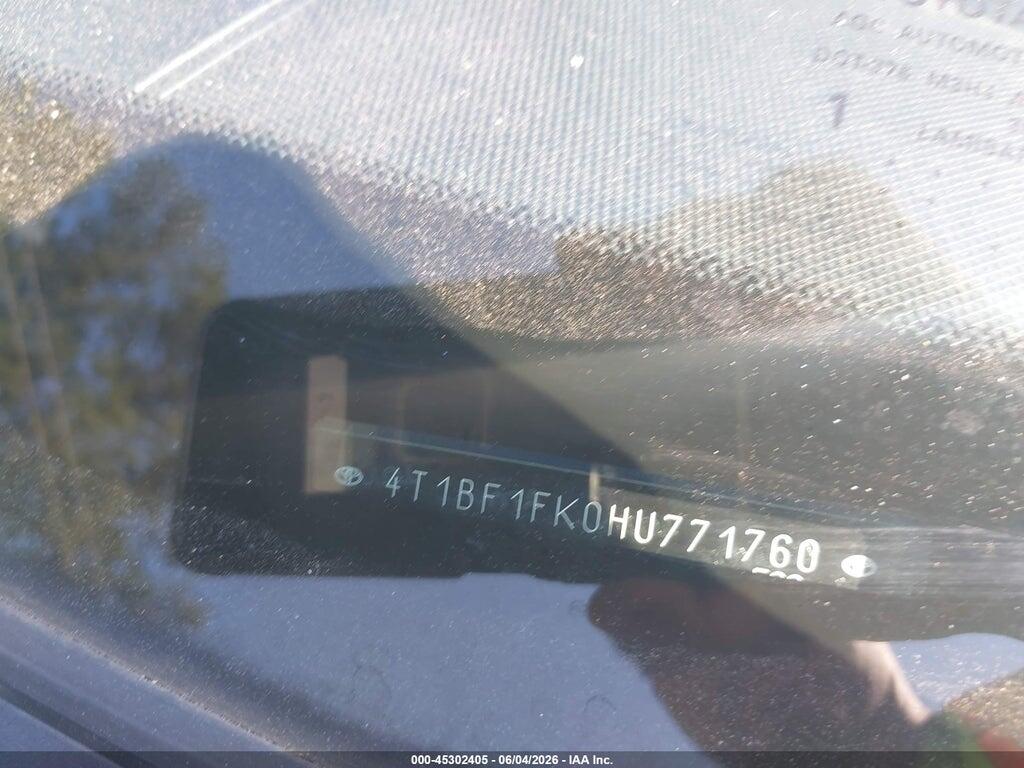 4T1BF1FK0HU771760 2017 TOYOTA CAMRY photo no. 9