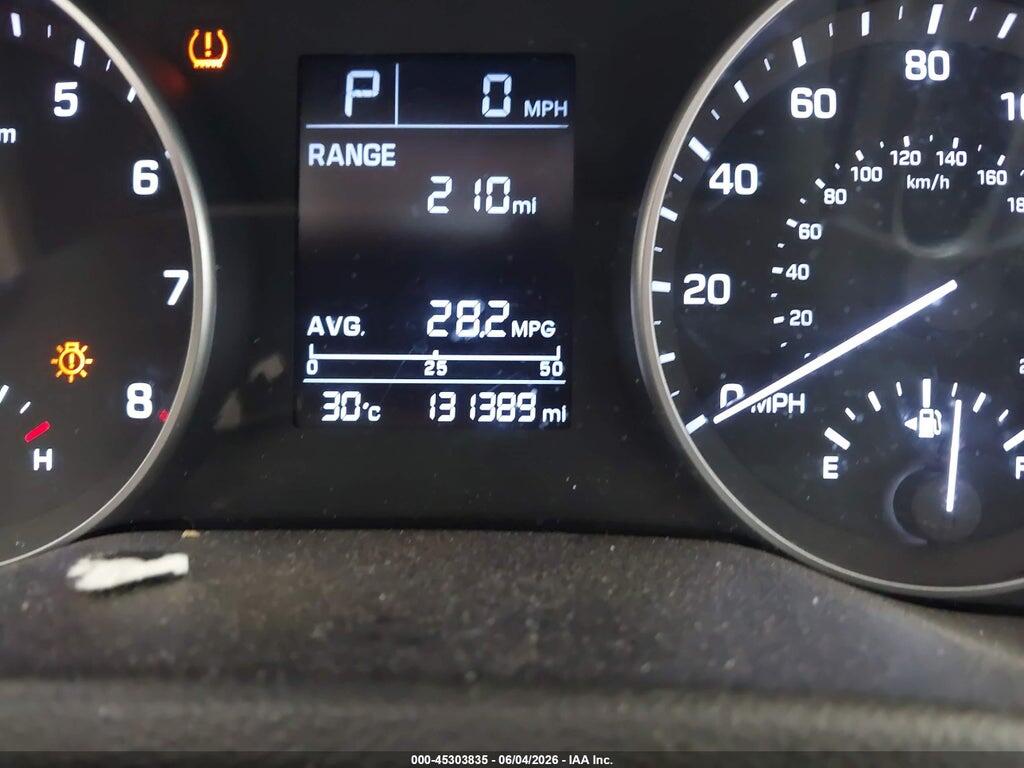 5NPD84LF9HH003656 2017 HYUNDAI ELANTRA photo no. 7
