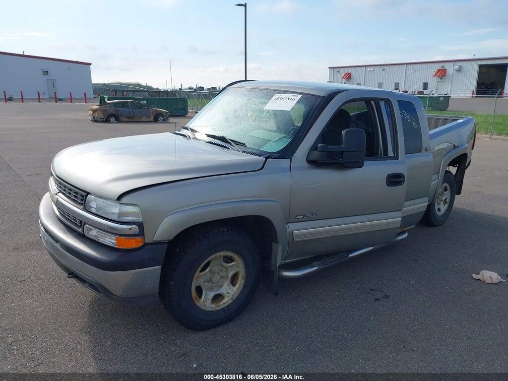2GCEK19T5Y1229941 2000 CHEVROLET SILVERADO 1500 photo no. 2