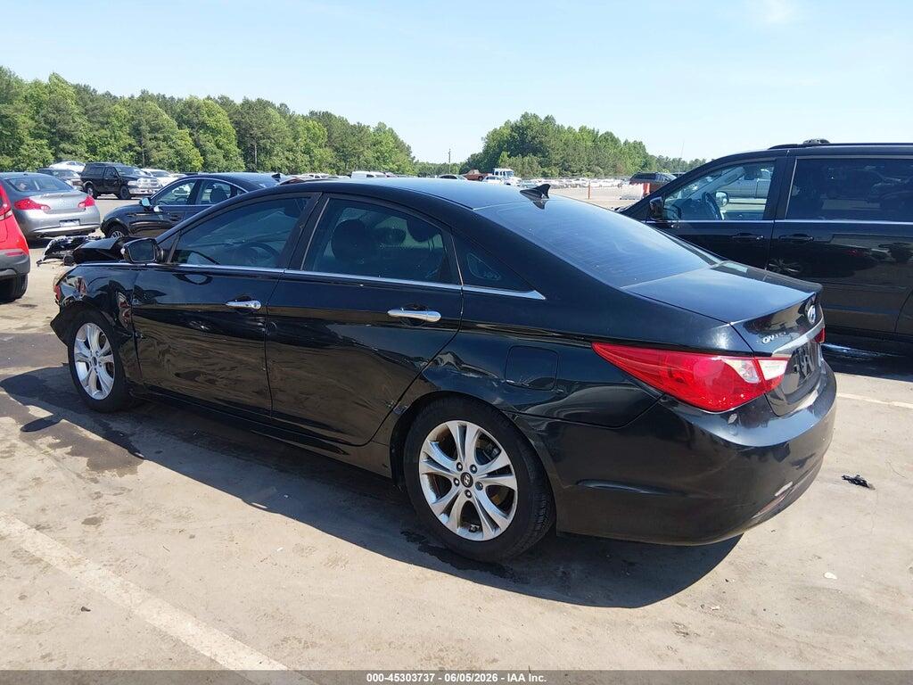 5NPEC4AC6BH180975 2011 HYUNDAI SONATA photo no. 3
