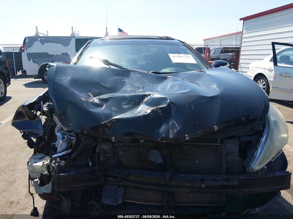 5NPEC4AC6BH180975 2011 HYUNDAI SONATA photo no. 6