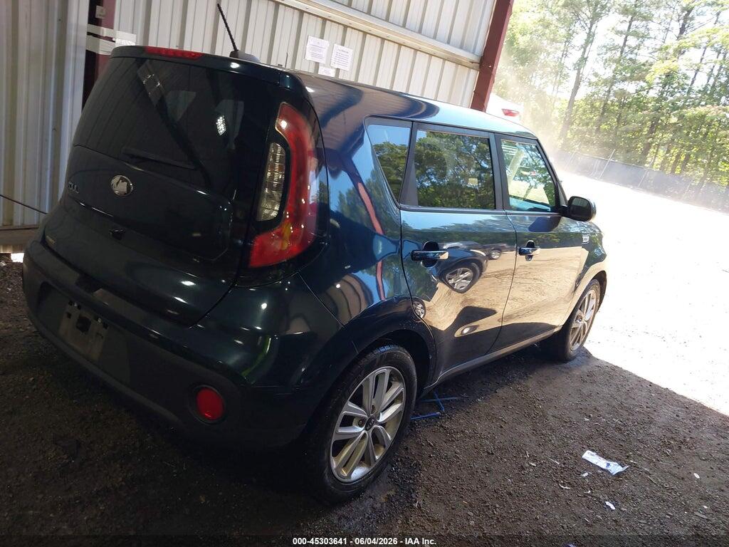 KNDJP3A52J7600085 2018 KIA SOUL photo no. 4