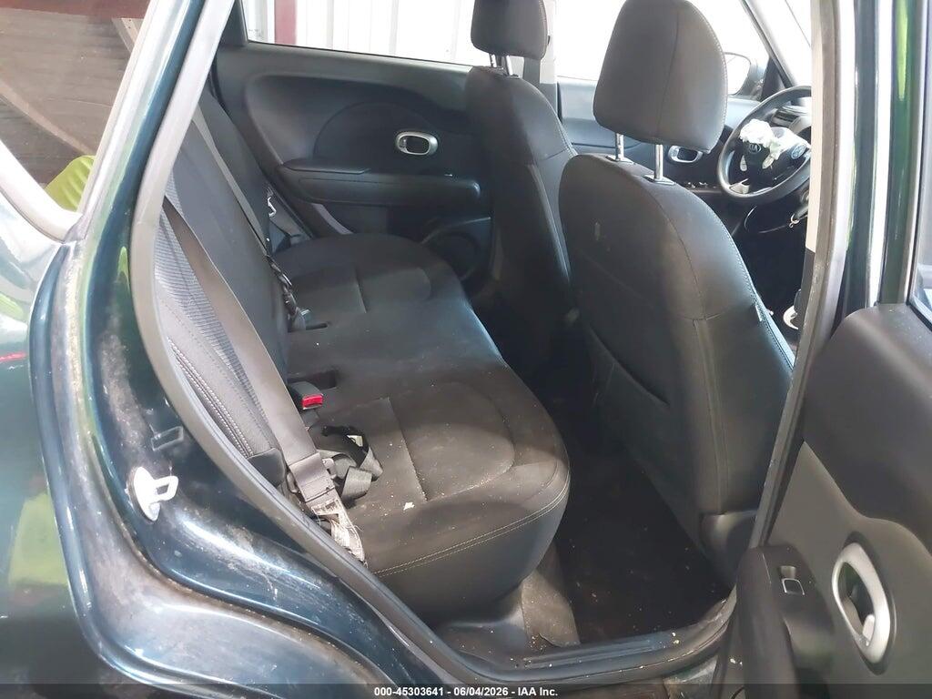 KNDJP3A52J7600085 2018 KIA SOUL photo no. 8