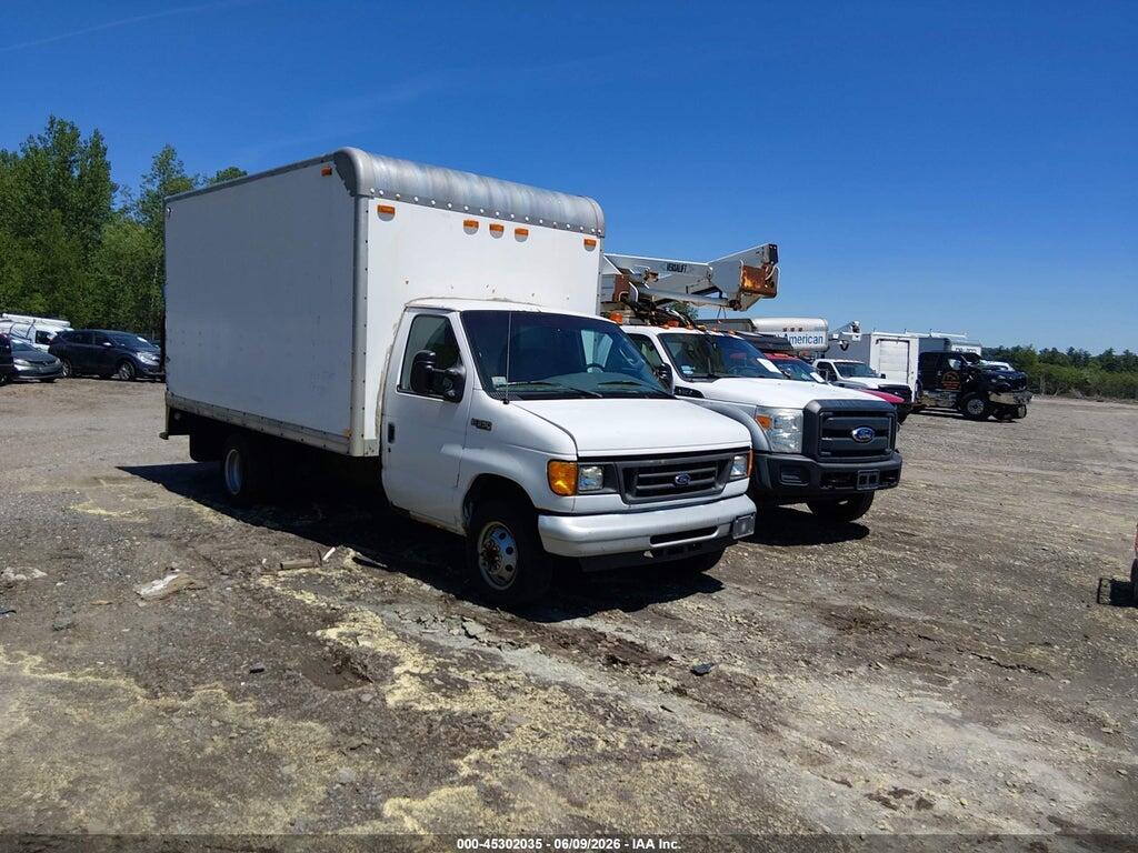 1FDWE35L15HA40012 2005 FORD E-350 CUTAWAY photo no. 1