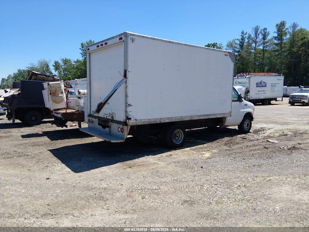 1FDWE35L15HA40012 2005 FORD E-350 CUTAWAY photo no. 4