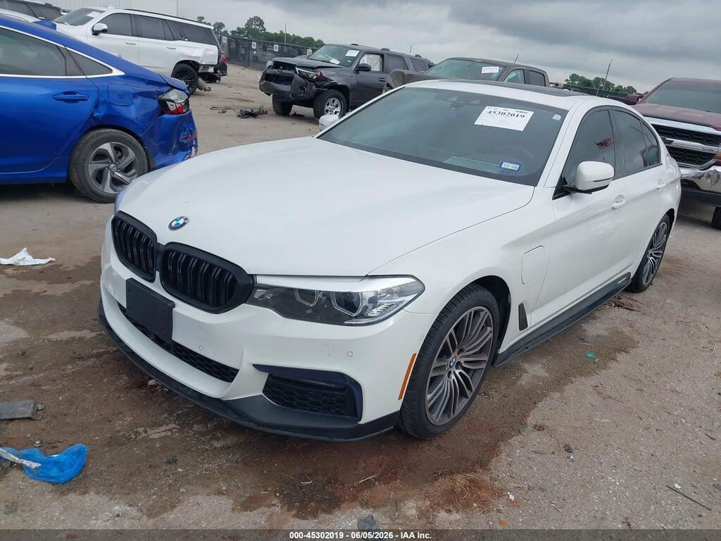 WBAJA9C5XKB389702 2019 BMW 530E photo no. 2