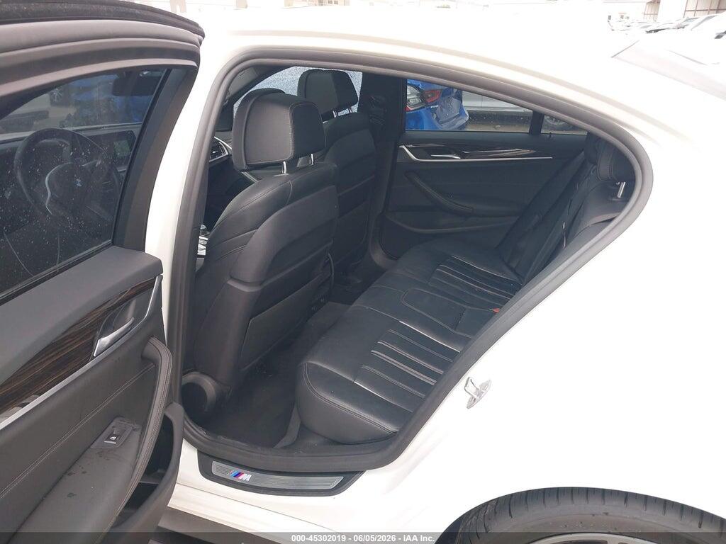 WBAJA9C5XKB389702 2019 BMW 530E photo no. 8