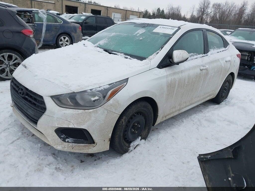 3KPC24A38JE032677 2018 HYUNDAI ACCENT photo no. 2