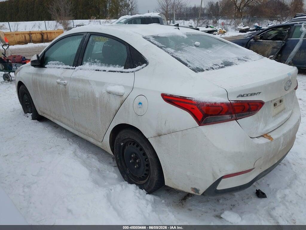 3KPC24A38JE032677 2018 HYUNDAI ACCENT photo no. 3