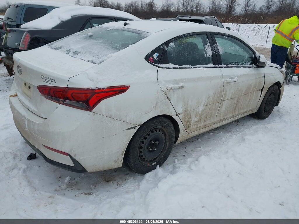 3KPC24A38JE032677 2018 HYUNDAI ACCENT photo no. 4
