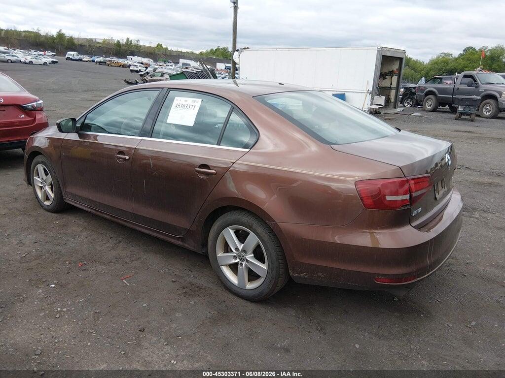 3VW2B7AJXHM352785 2017 VOLKSWAGEN JETTA photo no. 3