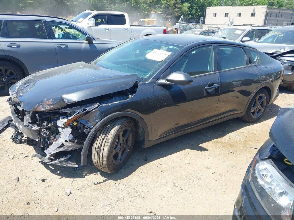 3KPFT4DE4SE018414 2025 KIA K4 photo no. 2