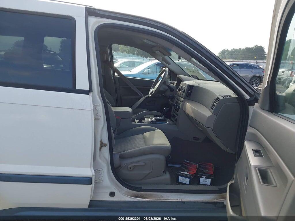 1J8HR48P27C638754 2007 JEEP GRAND CHEROKEE photo no. 5