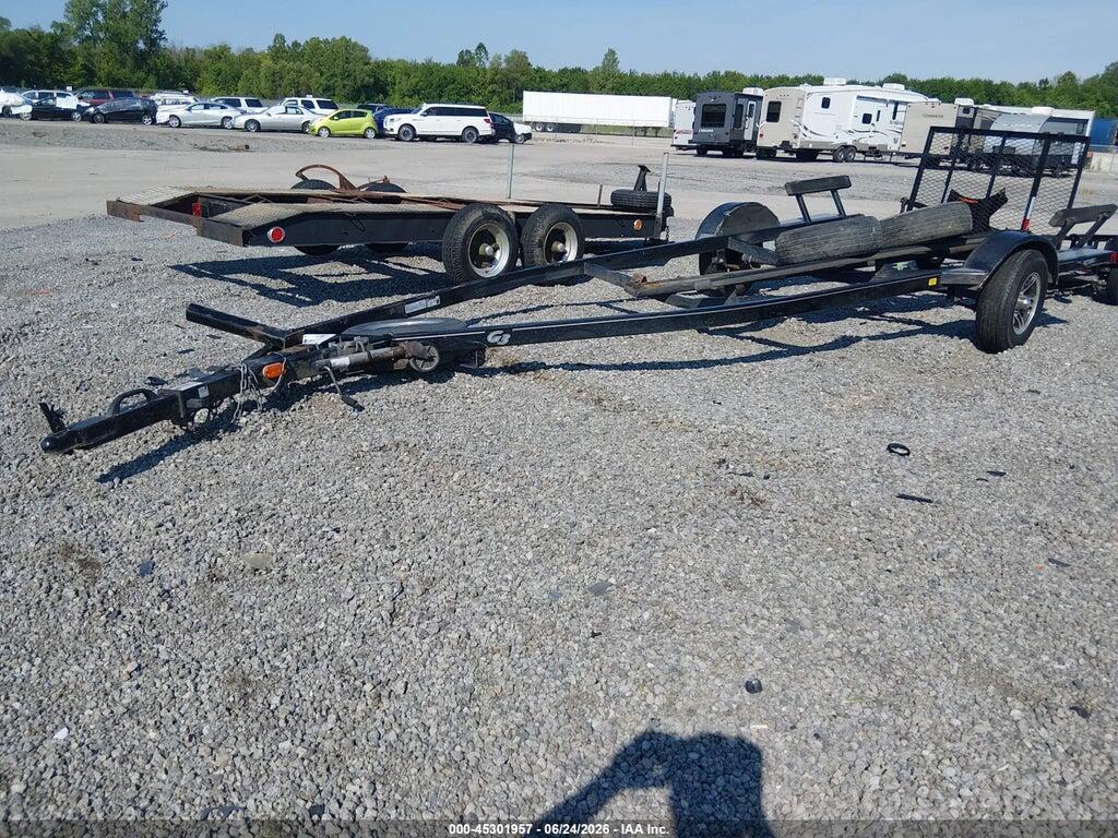 41YAB2213J1073141 2018 BEAR BOAT TRAILER photo no. 2