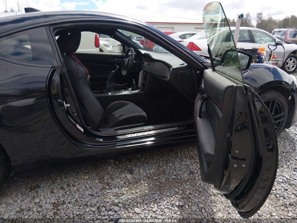 JF1ZNAA11F9712100 2015 SCION FR-S photo no. 5