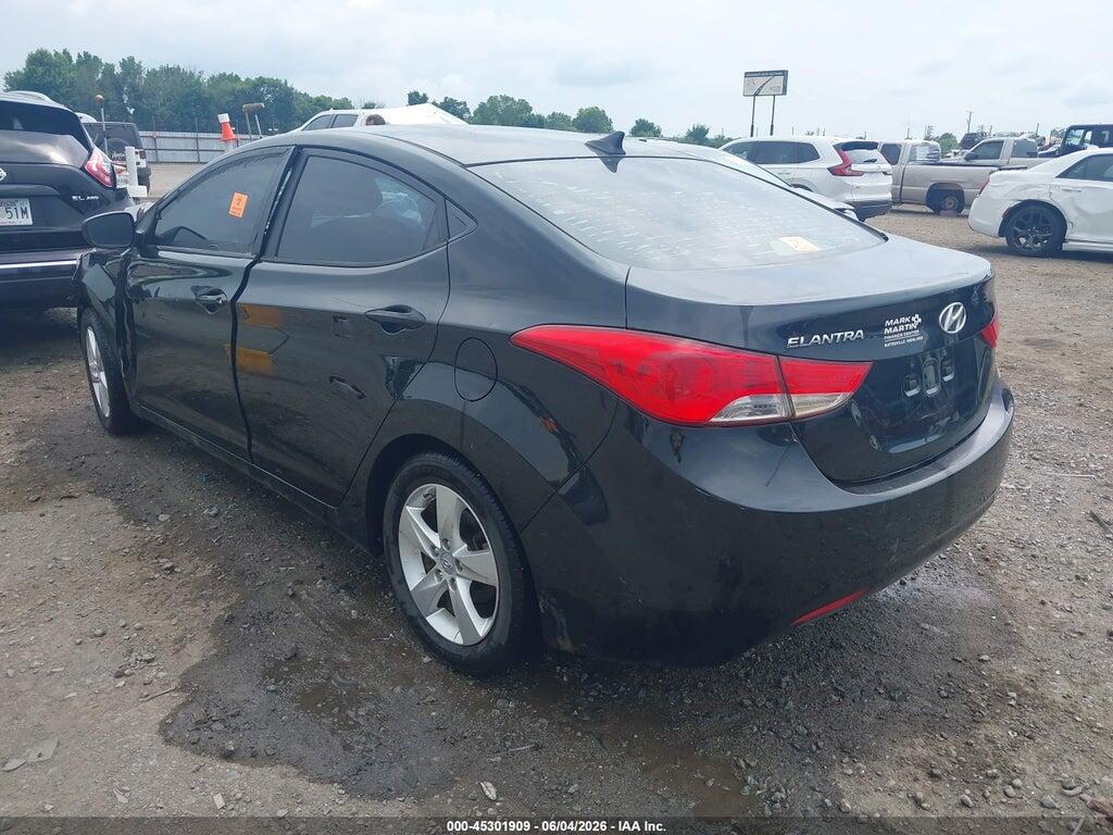 5NPDH4AE8DH182308 2013 HYUNDAI ELANTRA photo no. 3