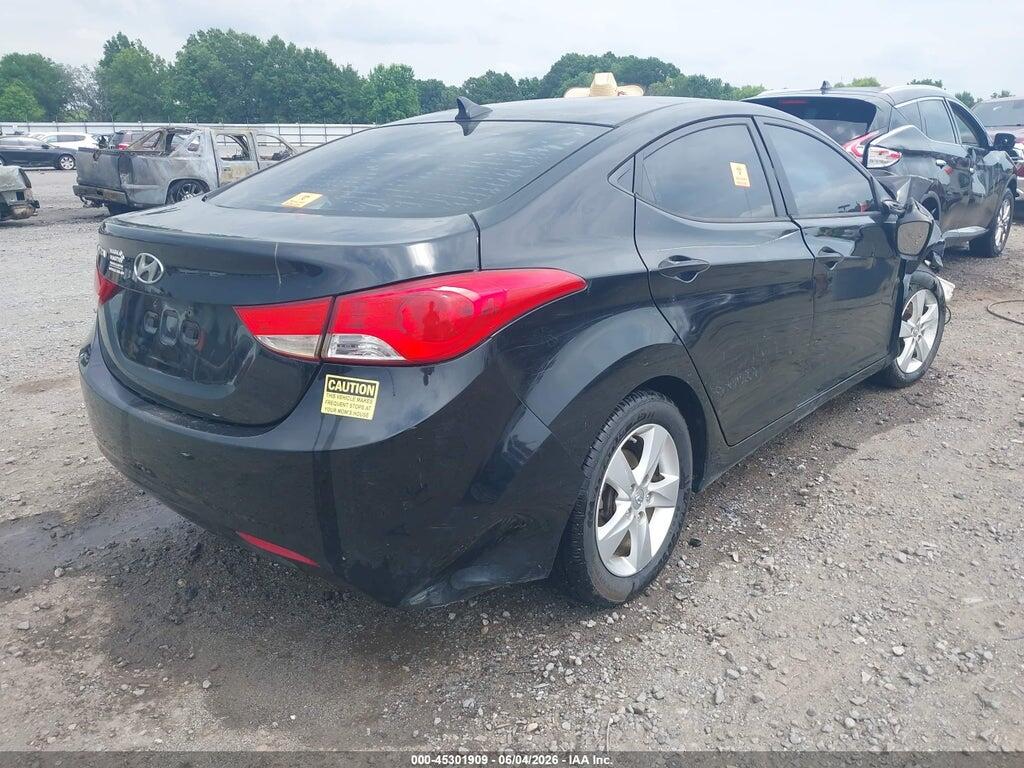 5NPDH4AE8DH182308 2013 HYUNDAI ELANTRA photo no. 4