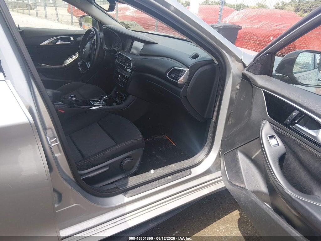 SJKCH5CP5HA033672 2017 INFINITI QX30 photo no. 5