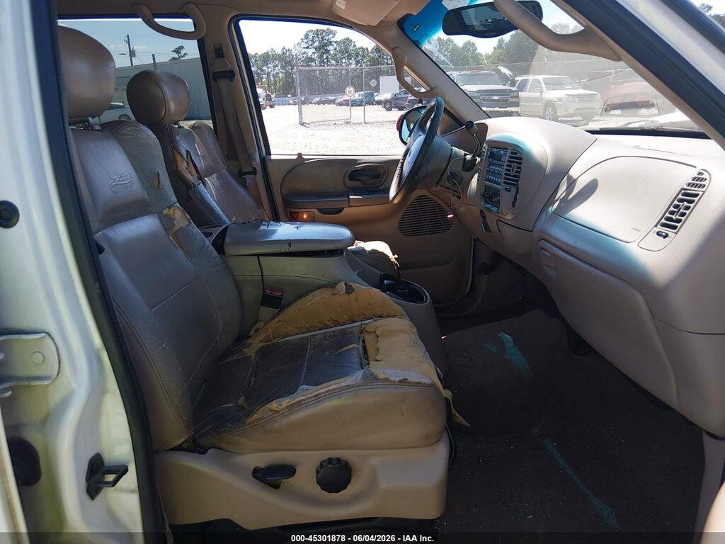 1FTRW07L61KA31412 2001 FORD F-150 photo no. 5