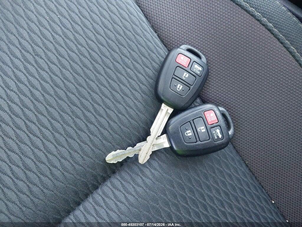 2T1BPRHE9KC156023 2019 TOYOTA COROLLA photo no. 11