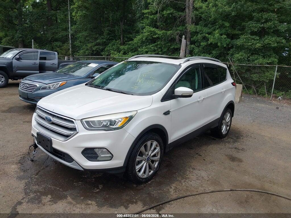 1FMCU9J9XHUE25213 2017 FORD ESCAPE photo no. 2
