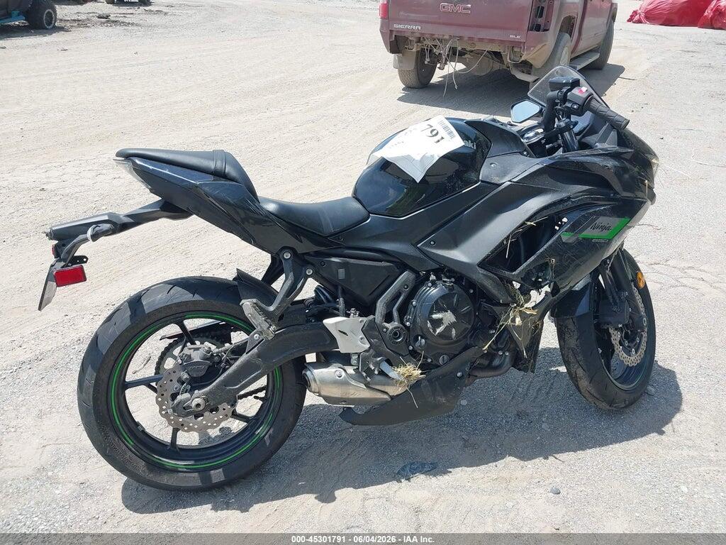 ML5EXER11SDAG0755 2025 KAWASAKI EX650 photo no. 12