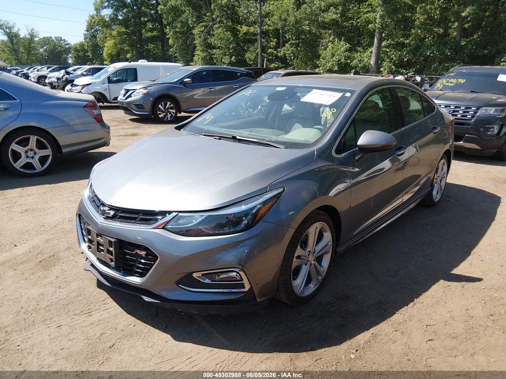1G1BF5SM8J7189437 2018 CHEVROLET CRUZE photo no. 2