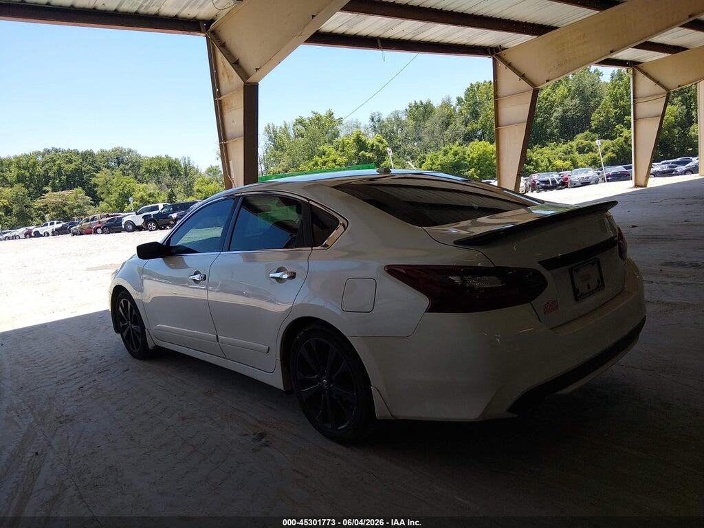 1N4AL3AP1JC477261 2018 NISSAN ALTIMA photo no. 3