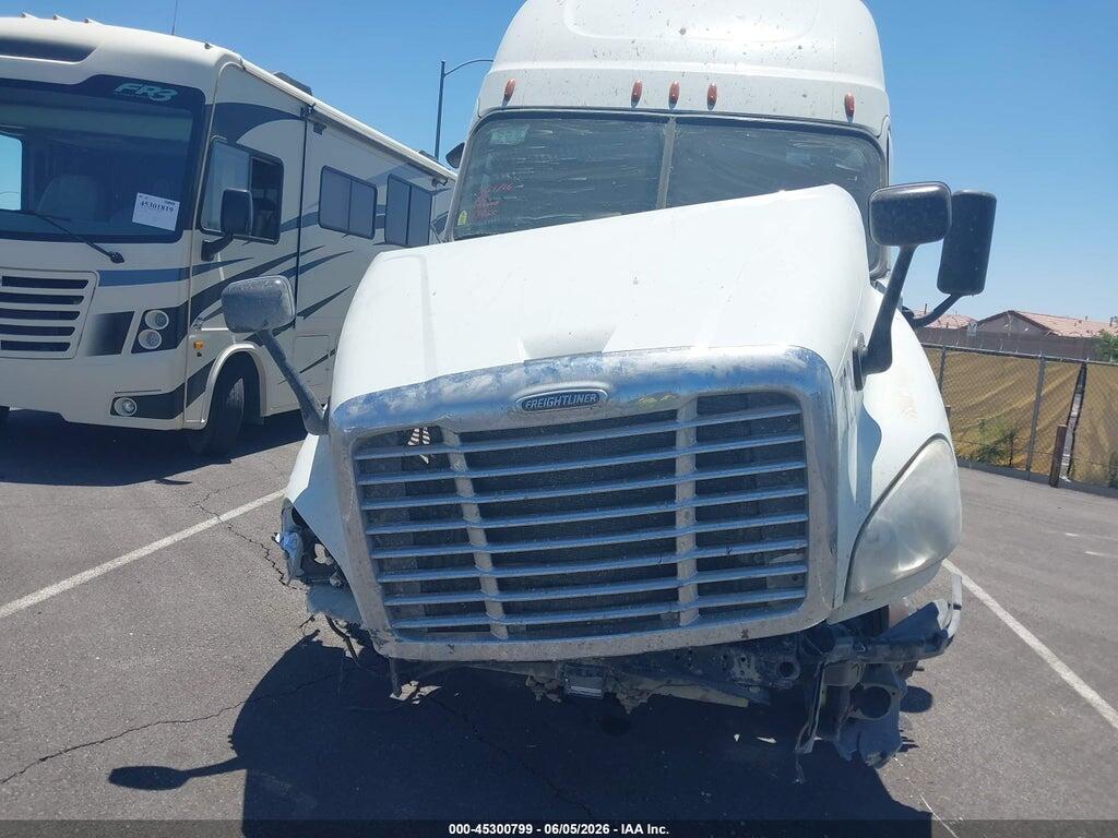 3AKJGLDR9HSHY5137 2017 FREIGHTLINER CASCADIA 125 photo no. 11