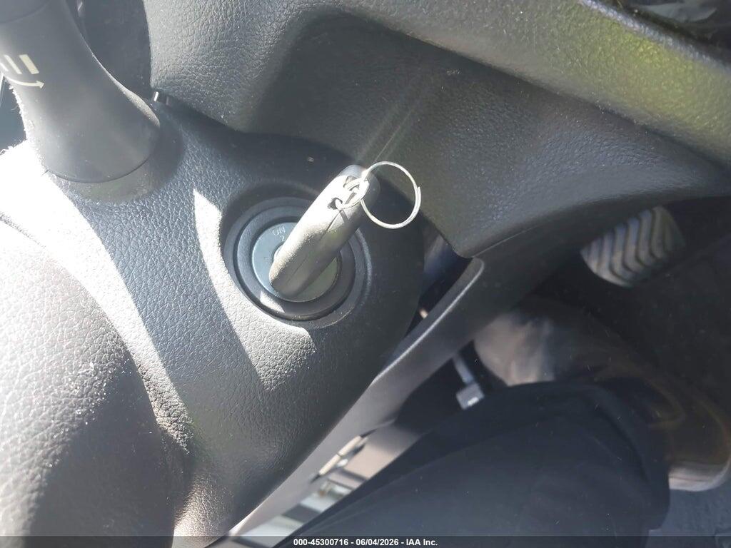 KNMAT2MVXGP617758 2016 NISSAN ROGUE photo no. 11