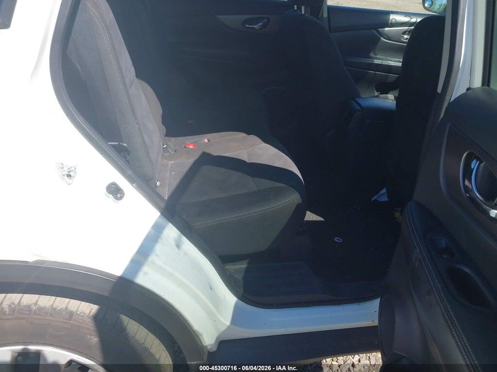 KNMAT2MVXGP617758 2016 NISSAN ROGUE photo no. 8