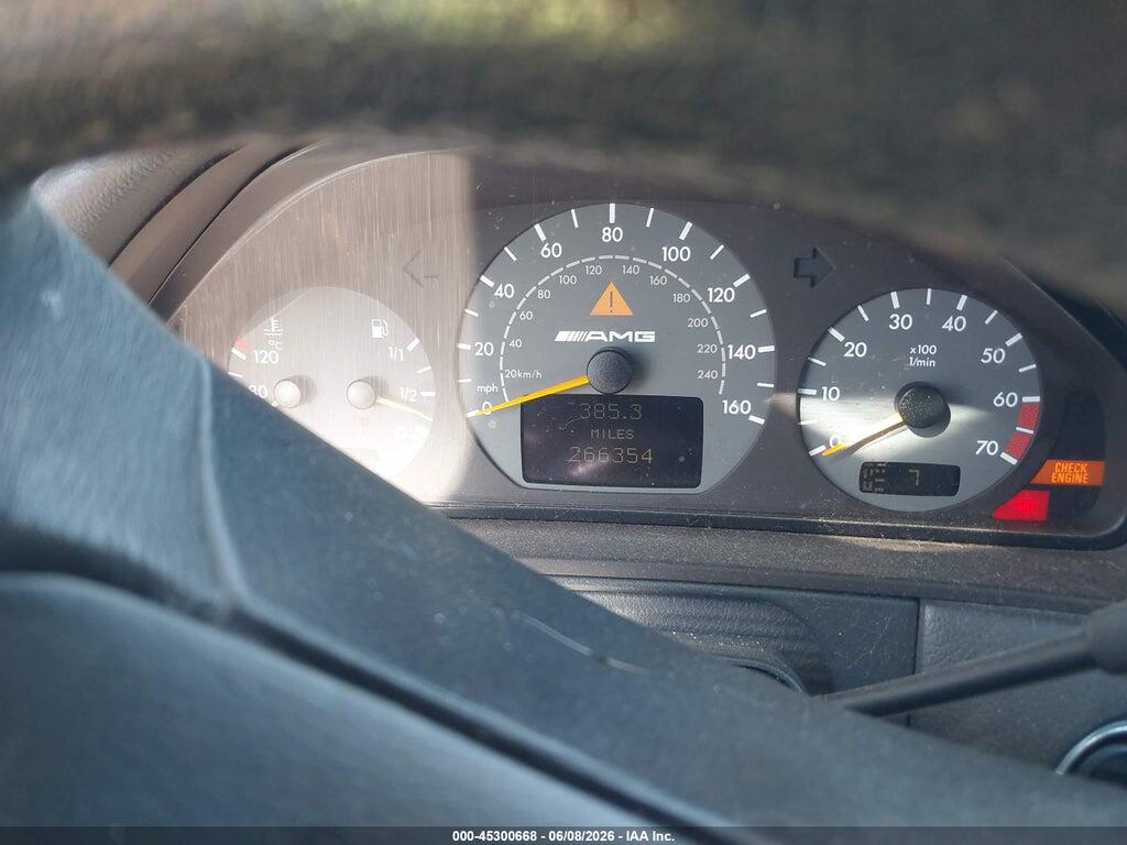 WDBJF74J31B340312 2001 MERCEDES-BENZ E 55 AMG photo no. 7