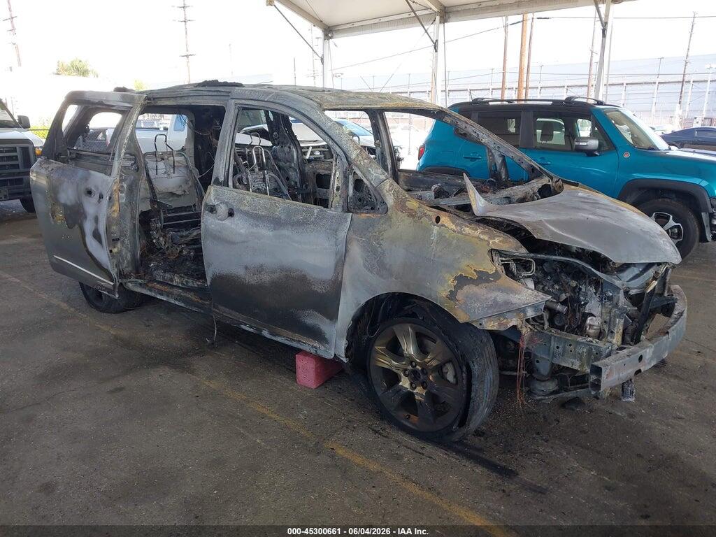 5TDXK3DC5DS335921 2013 TOYOTA SIENNA photo no. 1