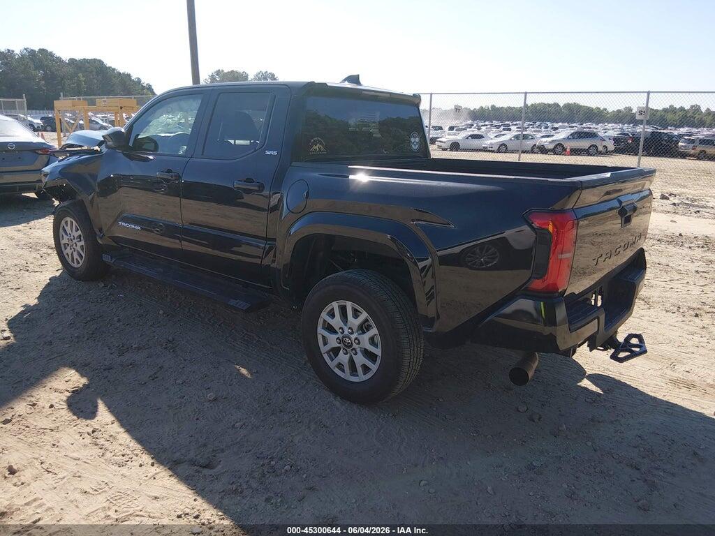 3TYKB5FN4RT008815 2024 TOYOTA TACOMA photo no. 3