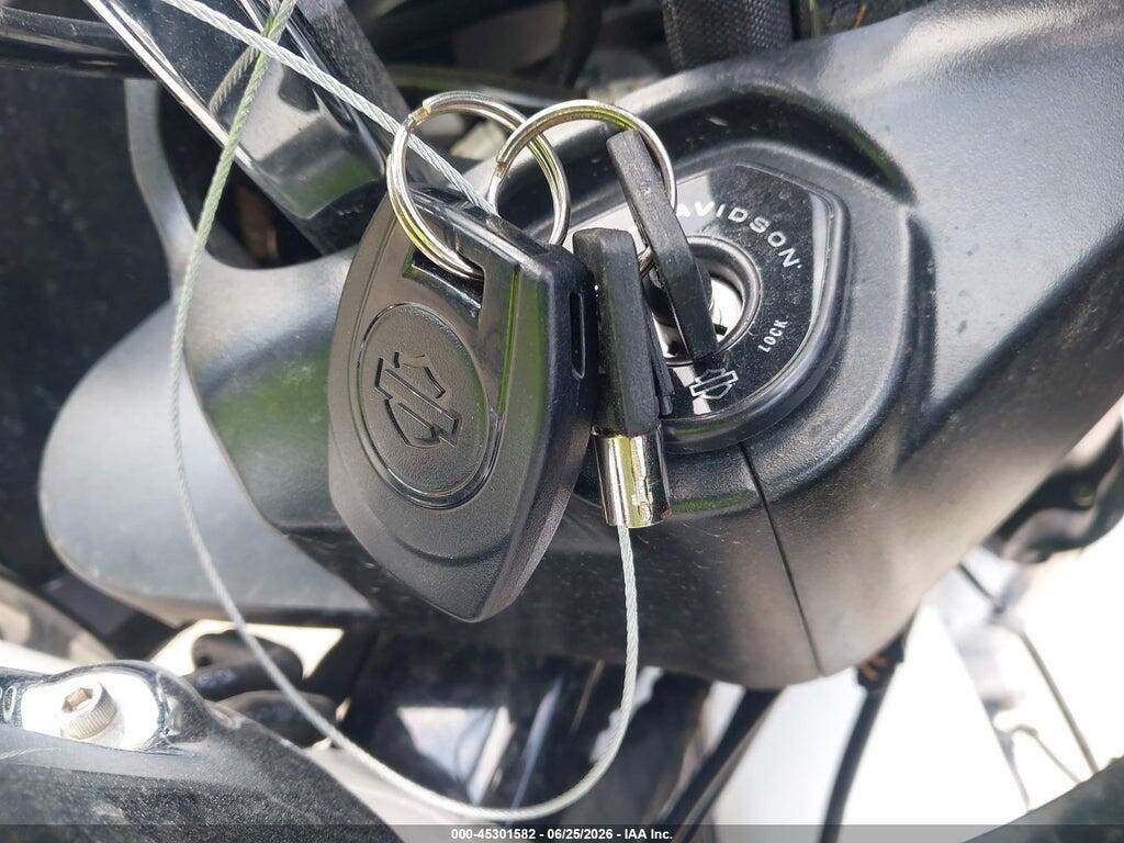 1HD1KH719RB630420 2024 HARLEY-DAVIDSON FLTRX photo no. 11