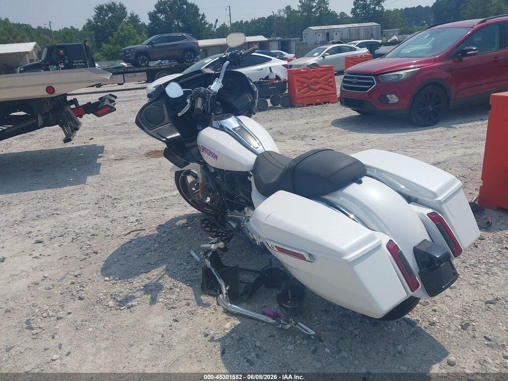 1HD1KH719RB630420 2024 HARLEY-DAVIDSON FLTRX photo no. 3