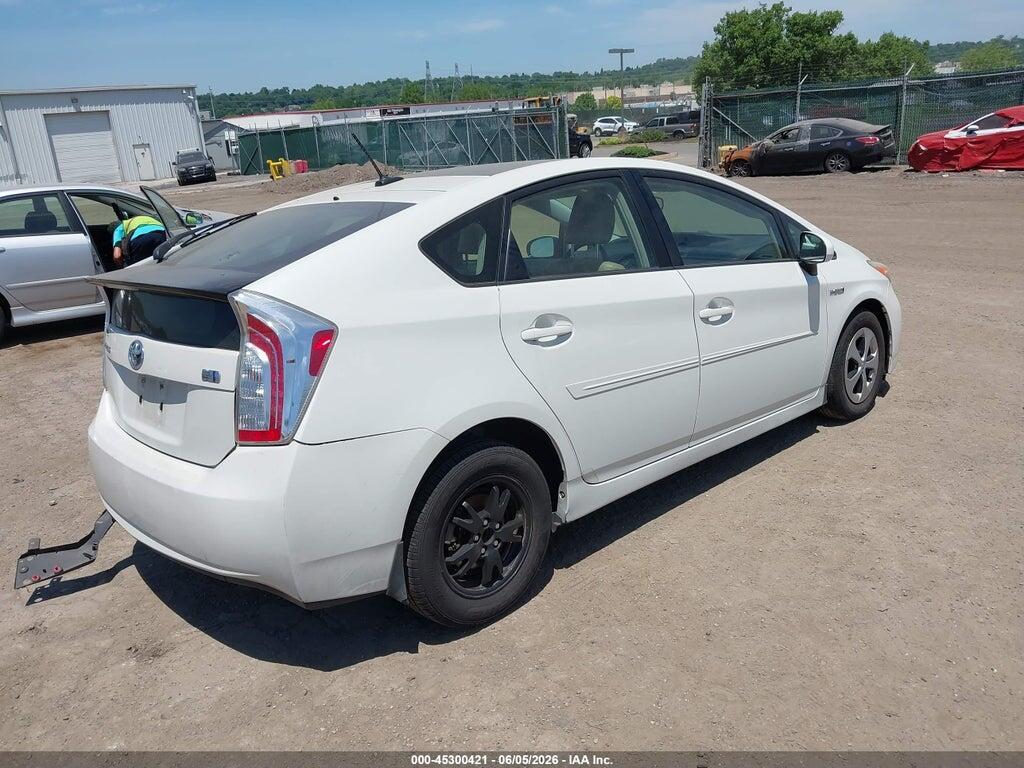 JTDKN3DU1D1709710 2013 TOYOTA PRIUS photo no. 4