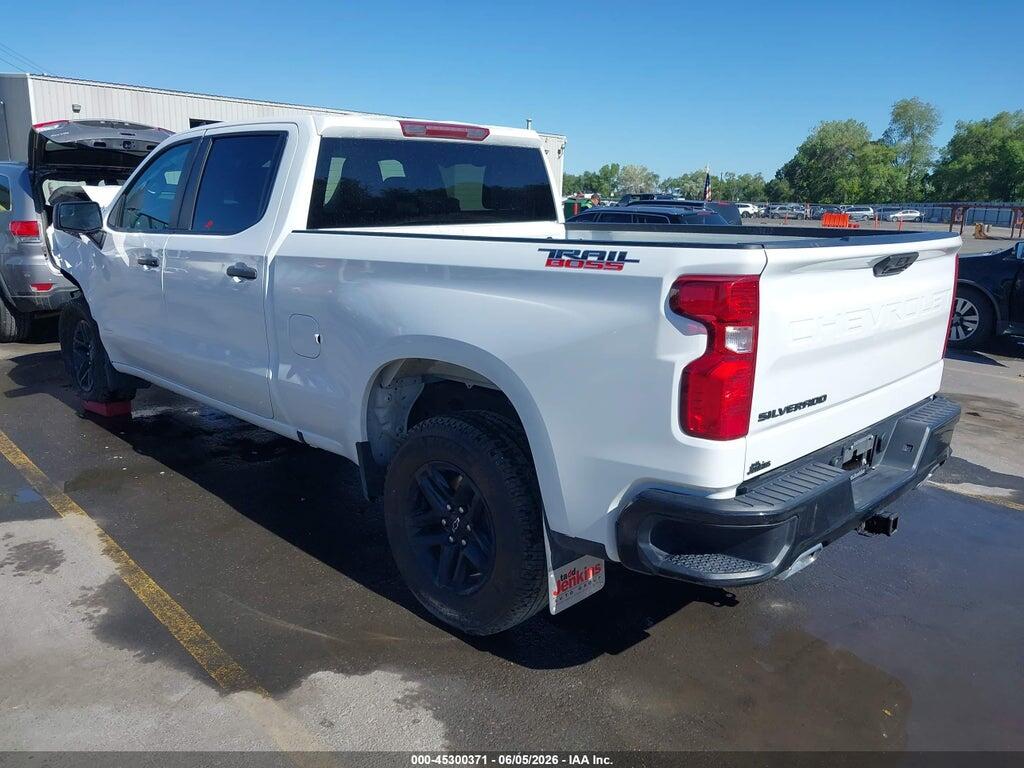 3GCUDCE89RG219957 2024 CHEVROLET SILVERADO 1500 photo no. 3