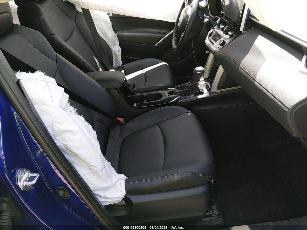 7MUDAABG5SV138797 2025 TOYOTA COROLLA CROSS photo no. 5