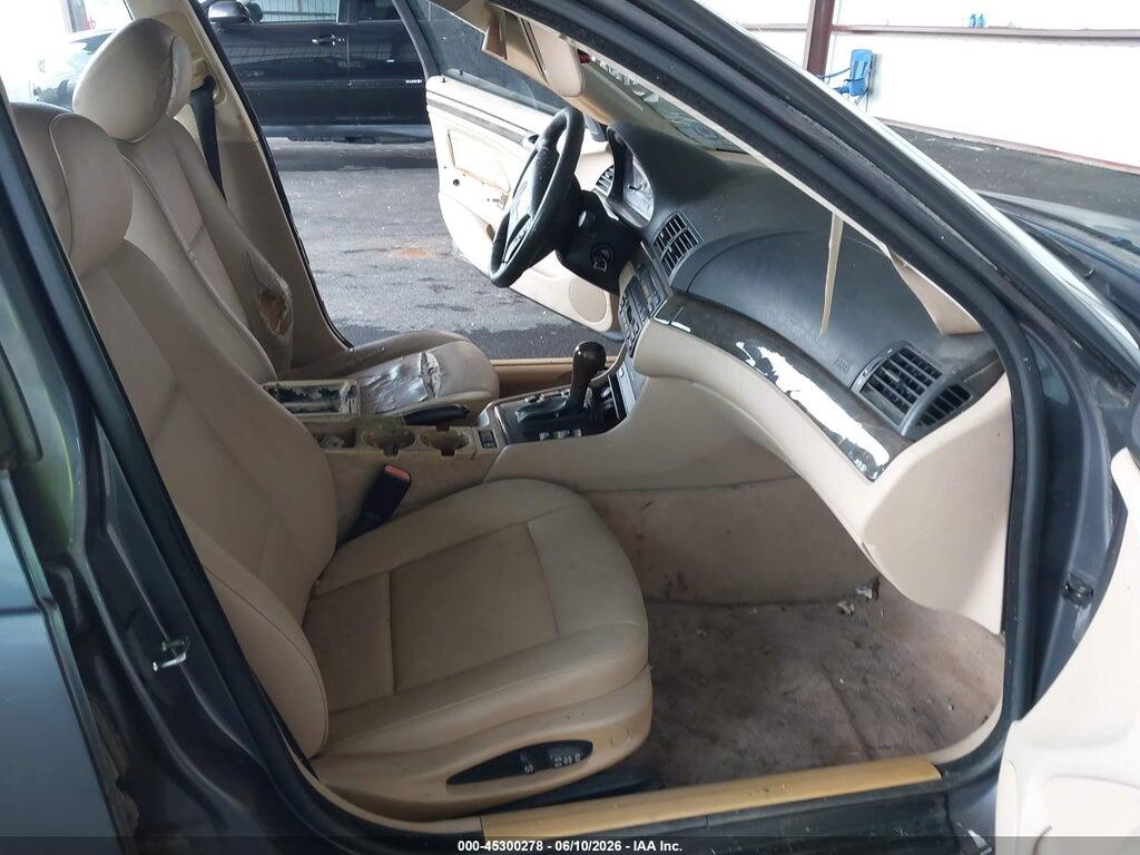 WBAEV33473KL81102 2003 BMW 325I photo no. 5