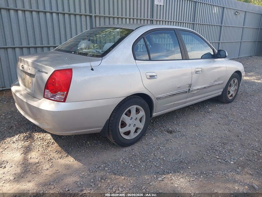 KMHDN46D05U011659 2005 HYUNDAI ELANTRA photo no. 4