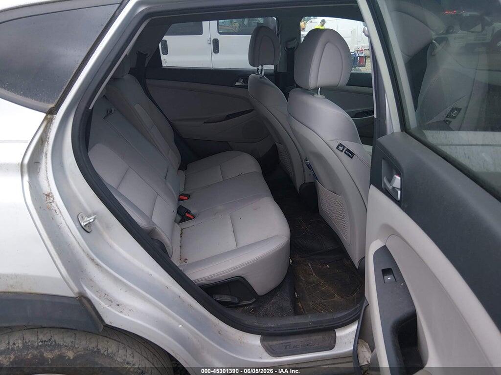 KM8J3CA45JU719684 2018 HYUNDAI TUCSON photo no. 8