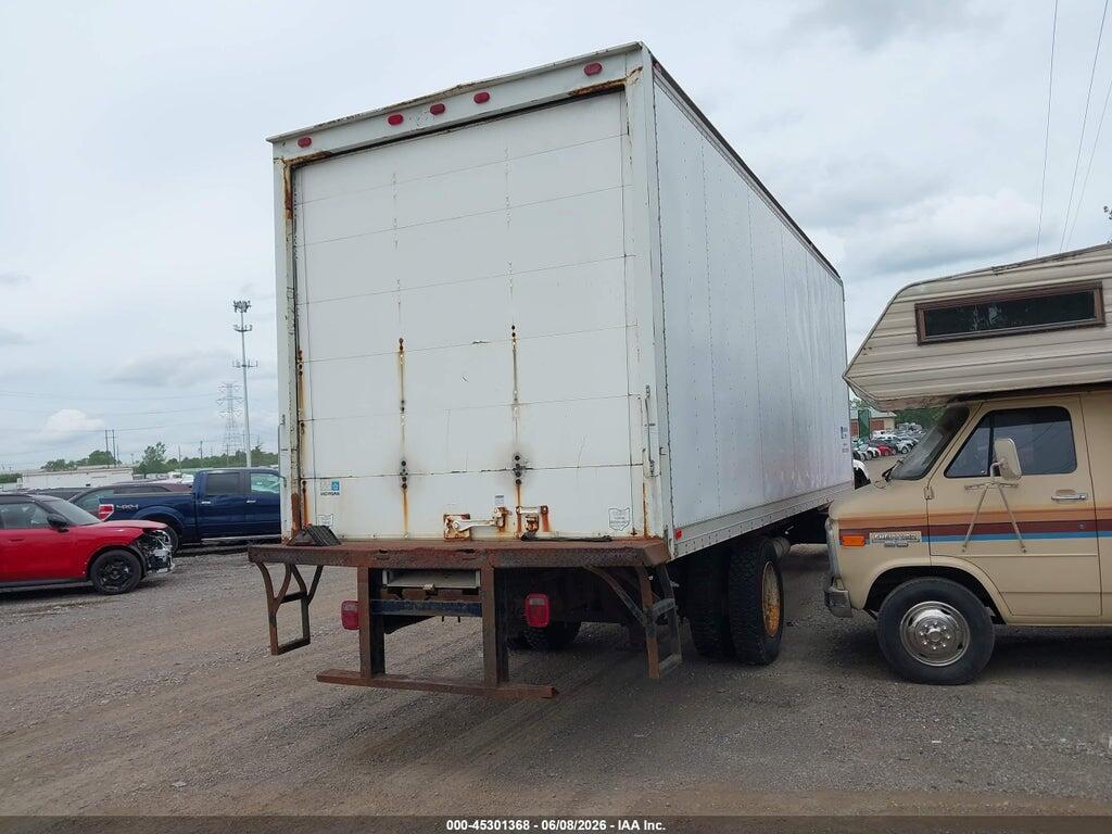 3FEWF65H4YMA01419 2000 FORD F650 photo no. 4