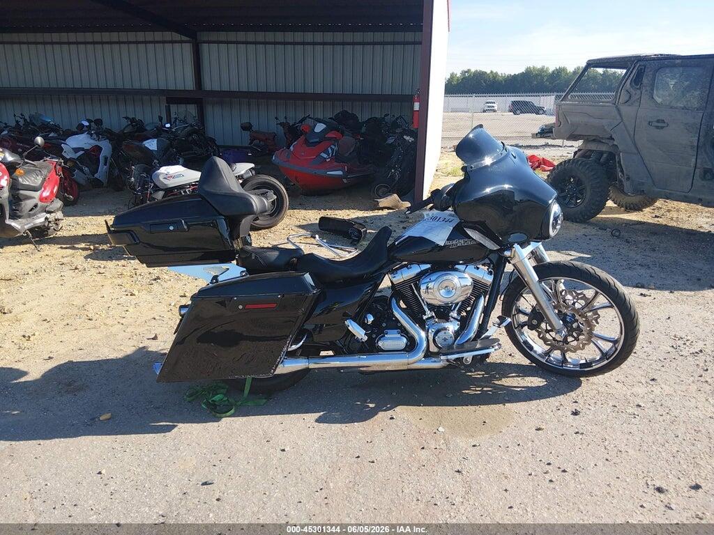 1HD1KBM19CB664933 2012 HARLEY-DAVIDSON FLHX photo no. 12