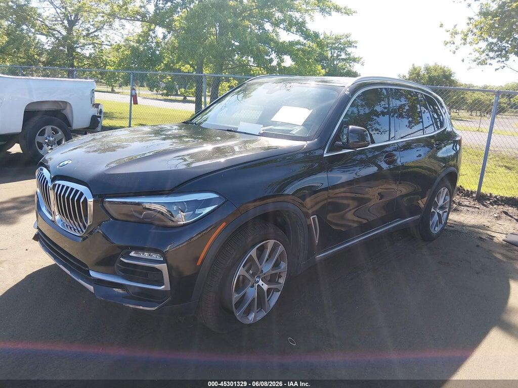5UXCR6C53KLL36660 2019 BMW X5 photo no. 2